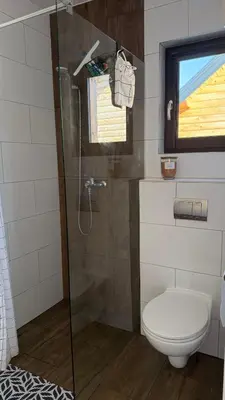 Łazienka w obiekcie Domki Wilcza C