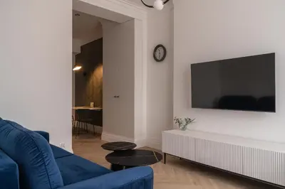 Telewizja i/lub zestaw kina domowego w obiekcie RentPlanet - Apartamenty Włodkowica