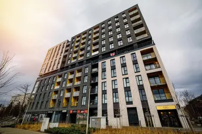 Budynek, w którym mieści się apartament