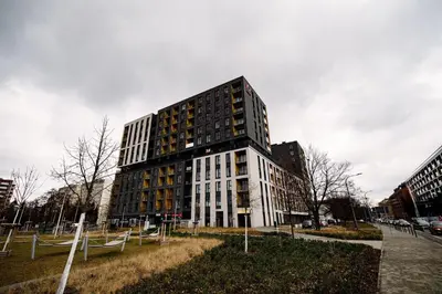 Budynek, w którym mieści się apartament