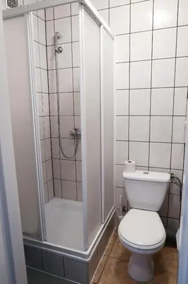 Łazienka w obiekcie Dom Studencki Raj
