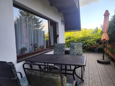 Balkon lub taras w obiekcie Sulistrowiczki Kwiatowa 3