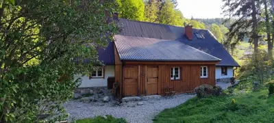 Budynek, w którym mieści się apartament