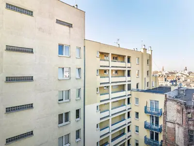 Budynek, w którym mieści się apartament