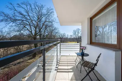 Balkon lub taras w obiekcie Wyjątkowy Apartament z Parkingiem by Noclegi Renters