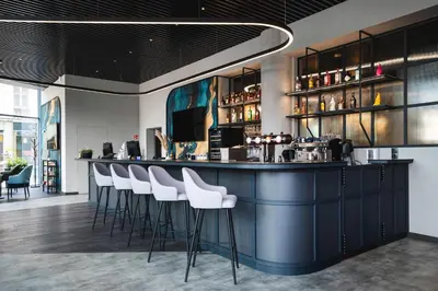 Hol lub bar w obiekcie Focus Hotel Premium Wrocław