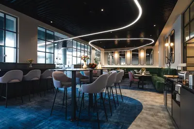 Część wypoczynkowa w obiekcie Focus Hotel Premium Wrocław