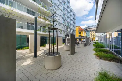 Budynek, w którym mieści się apartament