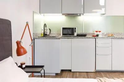 Kuchnia lub aneks kuchenny w obiekcie Central Wroclaw Apartment - Great Location -Kosciuszki