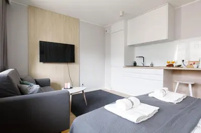Telewizja i/lub zestaw kina domowego w obiekcie Close-Urban Chic - Rynek Square - Great Location&Kuznicza