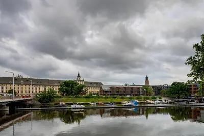 Widok na rzekę nieopodal tego apartamentu