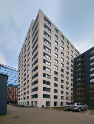 Budynek, w którym mieści się apartament