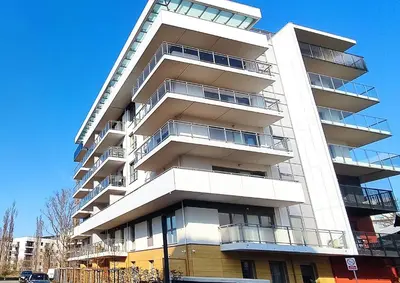 Budynek, w którym mieści się apartament