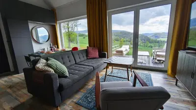 Widok na góry z tego domu wakacyjnego