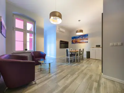 Kuchnia lub aneks kuchenny w obiekcie Wrocław Główny Comfort Apartment by BookingHost