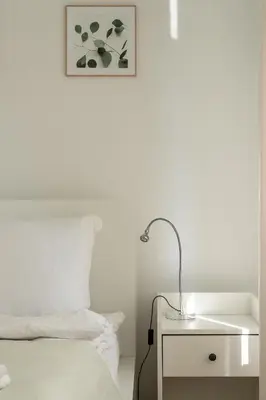 Łóżko lub łóżka w pokoju w obiekcie RentPlanet - Apartament Stawowa