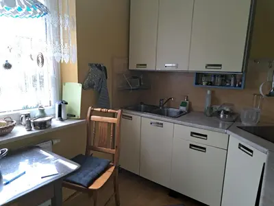 Kuchnia lub aneks kuchenny w obiekcie Pokój w domu z oranżerią i śniadaniem