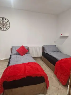 Łóżko lub łóżka w pokoju w obiekcie Mieszkanie Swidnica