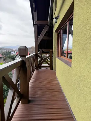 Balkon lub taras w obiekcie Apartamenty Panorama Trzech Gór z SAUNĄ i JACUZZI