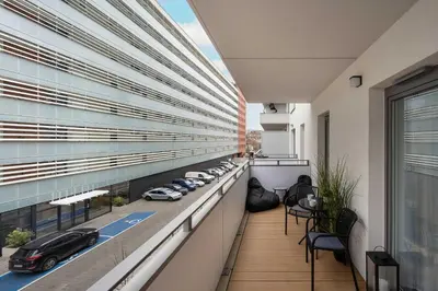 Balkon lub taras w obiekcie Mieszczańska Elegant Apartment with Balcony Wrocław by Renters Prestige