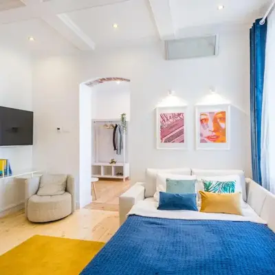 Comfortable Apartment by Market Square with AC AS Home S4a