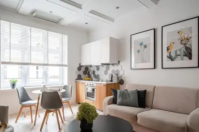 Kuchnia lub aneks kuchenny w obiekcie Comfort & Modern Apartment by Market Square with AC AS Home S5a