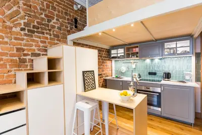 Kuchnia lub aneks kuchenny w obiekcie Comfort & Modern Studio by Market Square with AC AS Home S5