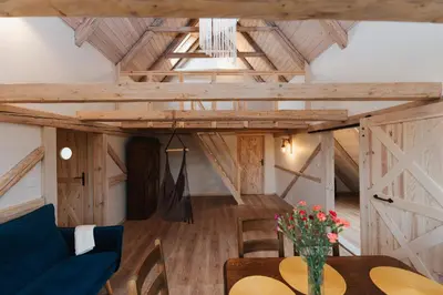 Część wypoczynkowa w obiekcie Kamienny Zakątek w Górach Bystrzyckich, Zieleniec SKY, Czarna Góra Resort, Spalona