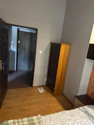 Łóżko lub łóżka w pokoju w obiekcie Tripoli 5