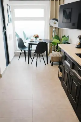 Kuchnia lub aneks kuchenny w obiekcie Adago Apartamenty Antracyt Szczawno-Zdrój - Luksusowy Apartament Premium - Nowoczesny Design - Blisko Parku Zdrojowego