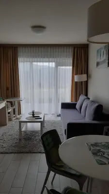 Część wypoczynkowa w obiekcie Apartamenty Czarna Góra Is 7