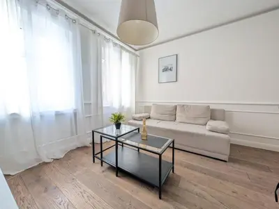 Część wypoczynkowa w obiekcie Rynek Wrocław Serenity Apartment by BookingHost