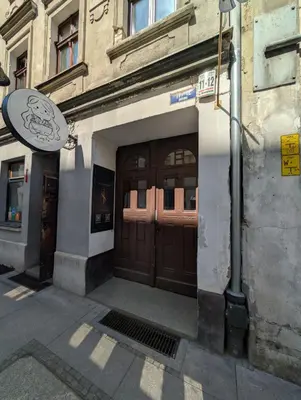 Budynek, w którym mieści się apartament