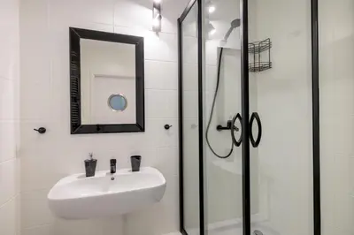 Łazienka w obiekcie RentPlanet - Apartament Pułaskiego II