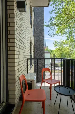 Balkon lub taras w obiekcie Botanica Deluxe Apartment with Balcony & AC - ProperUNIT
