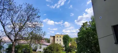 Budynek, w którym mieści się apartament