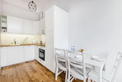 Kuchnia lub aneks kuchenny w obiekcie Beautiful Diamond Apartment - 10 min walk to Market Square!