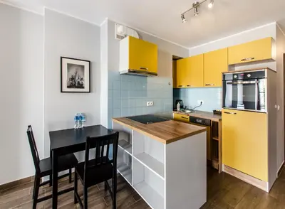 Kuchnia lub aneks kuchenny w obiekcie No 30 stylish apartment in the City Center- 24h Check-In