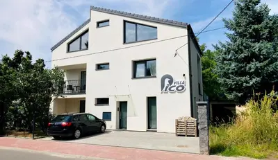 Budynek, w którym mieści się apartament