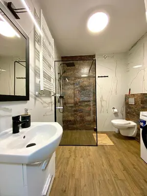 Łazienka w obiekcie Apartament Krakowska - winda, parking