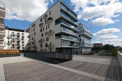 Budynek, w którym mieści się apartament