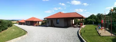 Budynek, w którym mieści się dom wakacyjny