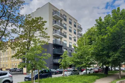 Budynek, w którym mieści się apartament