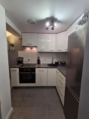 Kuchnia lub aneks kuchenny w obiekcie Apartament Z Widokiem Na Wieżę