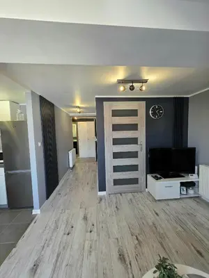 Telewizja i/lub zestaw kina domowego w obiekcie Apartament Z Widokiem Na Wieżę