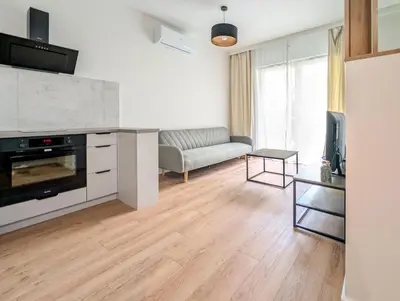 Kuchnia lub aneks kuchenny w obiekcie Czysta Urban Living Studio by BookingHost