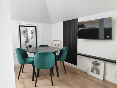 Telewizja i/lub zestaw kina domowego w obiekcie Apartament Jak w banku II