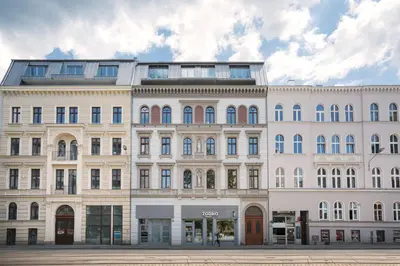 Budynek, w którym mieści się apartament