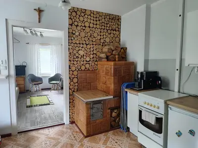 Kuchnia lub aneks kuchenny w obiekcie BAZA WYPADOWA 5km na Wielką Sowę! Przy strumyku z wyposażoną kuchnią
