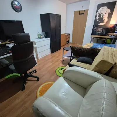 Cosy Spacious Room - Wrocław